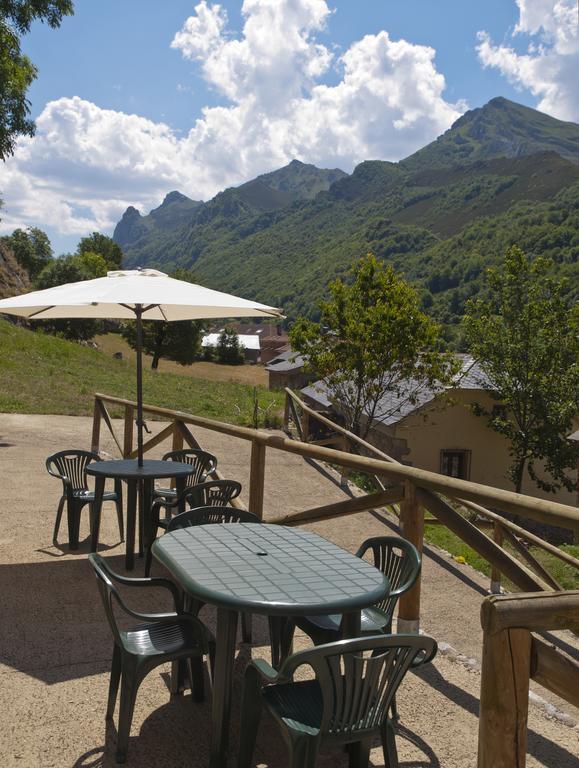 Hotel Rural Somiedo Valle de Lago Exterior photo